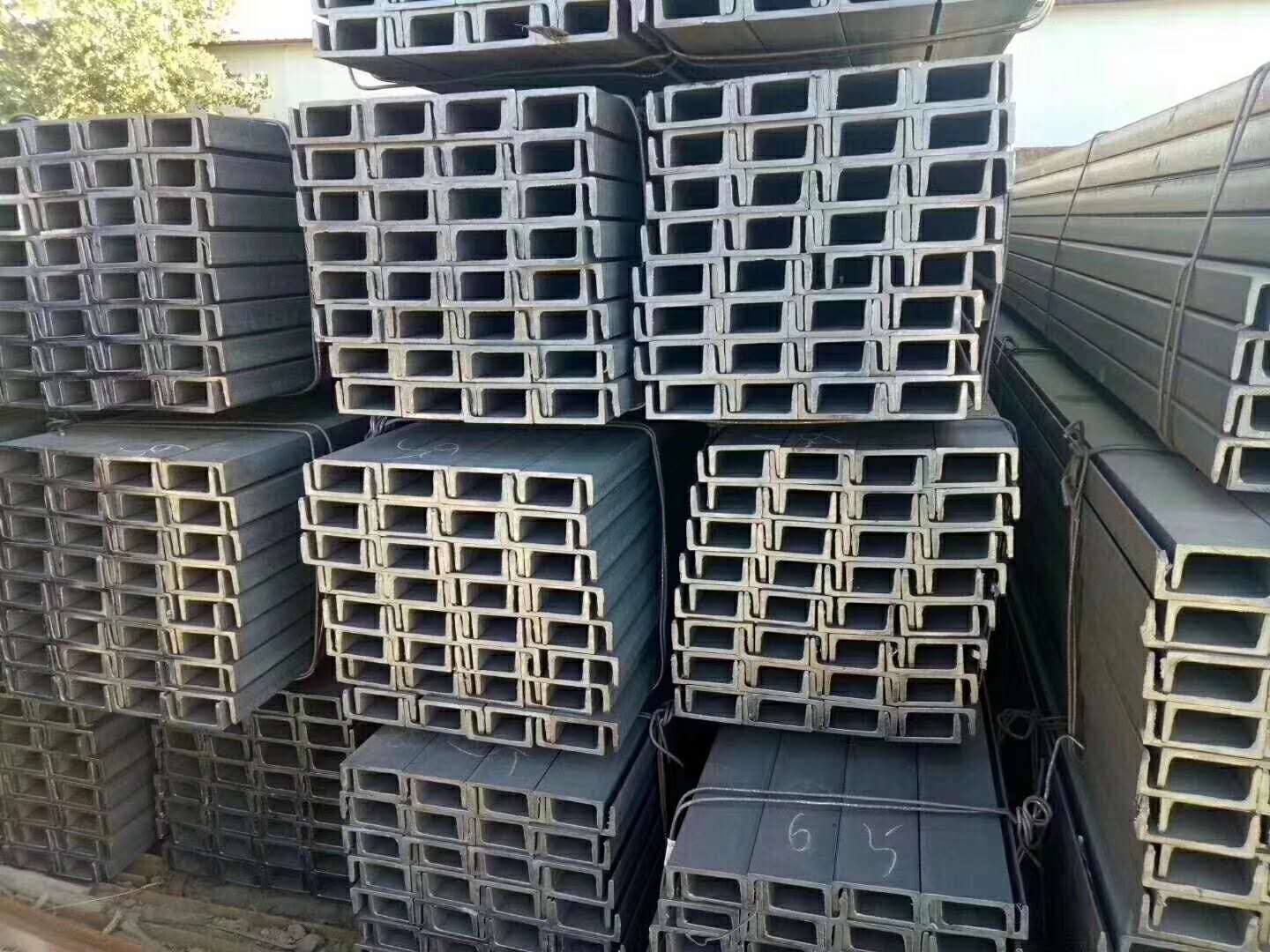 镀锌槽钢